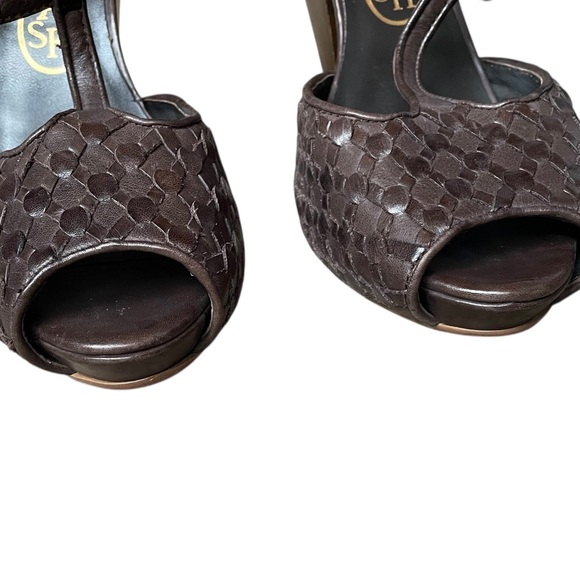 Ash Brown Leather Peep Toe Heels, Woven Details 40 - Picture 4 of 6